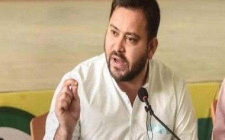 Gujarat court summons Tejashwi Yadav on Sep 22 over ‘only Gujaratis can be thugs’ comment