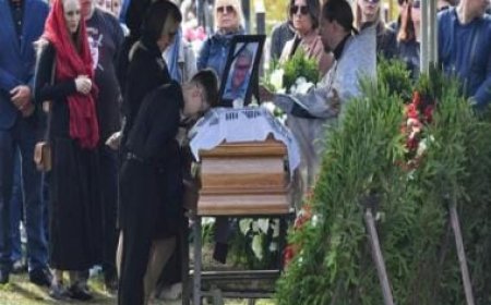 Russia: Wagner mercenaries gather at funeral of Prigozhin's logistics chief