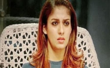 South star Nayanthara shares Jawan's trailer on her Instagram debut, fans can't keep calm