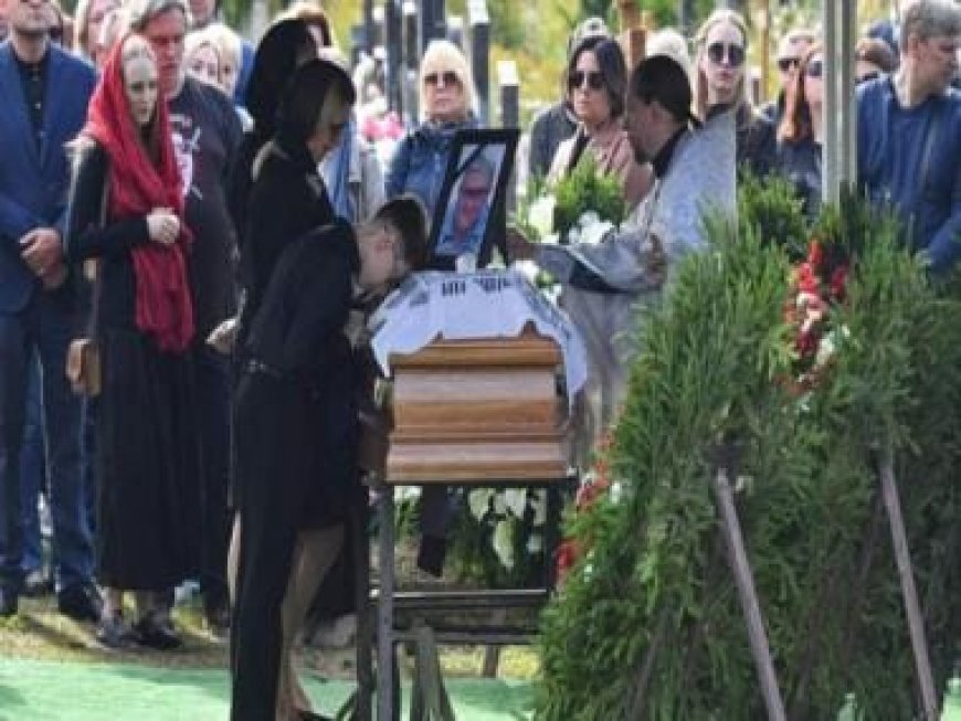 Russia: Wagner mercenaries gather at funeral of Prigozhin's logistics chief