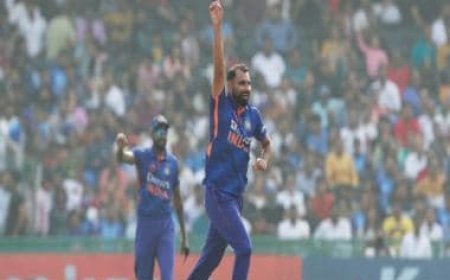 India vs Pakistan: 'What about bowling depth?' — Sanjay Manjrekar blasts Team India for Mohammed Shami's omission