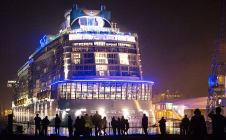 Royal Caribbean changes the Schooner Bar menu