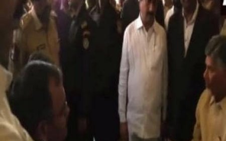 Andhra CID serves arrest warrant to TDP chief N Chandrababu Naidu