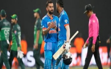 Kohli, Rahul slam tons as India crush Pakistan in Asia Cup Super 4s