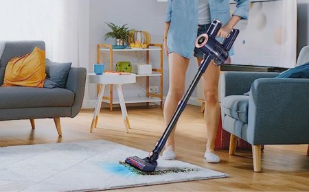 A cordless vacuum that shoppers say is ‘comparable to a Dyson’ is at its lowest price ever at Amazon