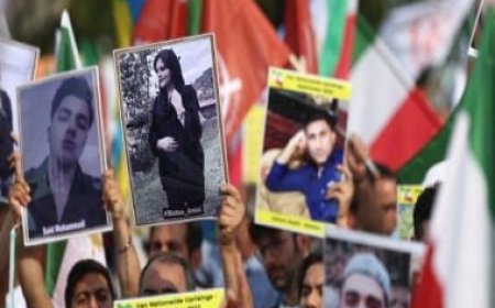 Thousands march in Brussels on anniversary of Mahsa Amini's death