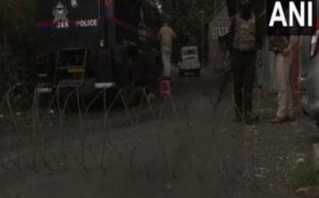 Army, police resume operations against terrorists in J&amp;K’s Anantnag district