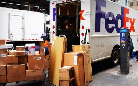 FedEx earnings to focus on prices, cost-cuts as UPS takes market share