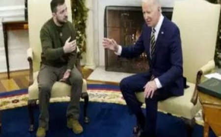 In Washington, Zelenskyy courts Congress, Biden on more military aid for Ukraine