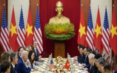 US aims to curb China, eyes 'largest ever' military deal with Vietnam