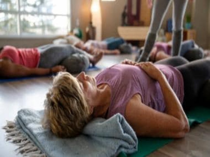 Man reports 'massacre' in UK cafe, turns out to be yoga session