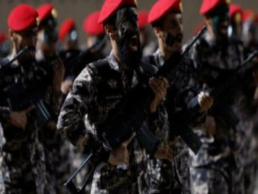 Saudi Arabia executes two military personnel for treason