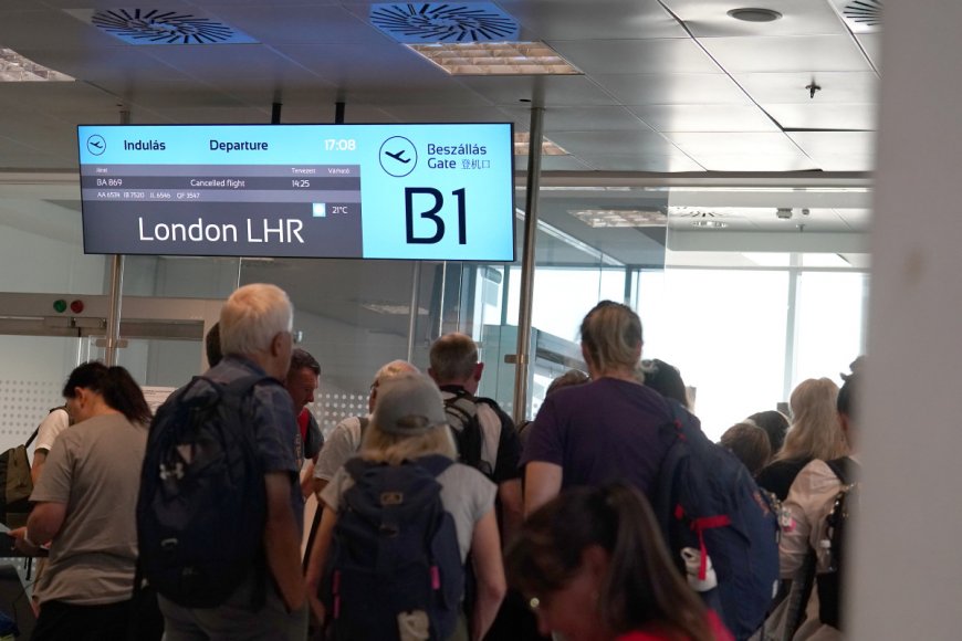 Here's how I used my BILT Mastercard to get free flights by paying rent and utilities.