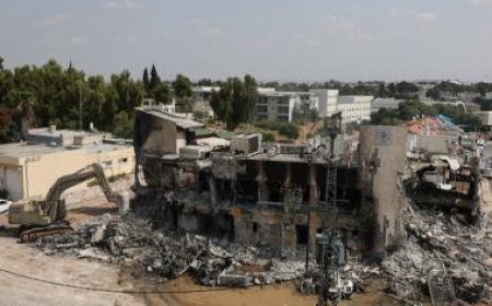 Israel-Hamas war: Over 1000 killed within 48 hours, fighting continues near Gaza border