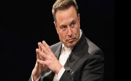 X is spreading 'disinformation' on Hamas attack after Elon Musk promotes account known to lie, warns EU