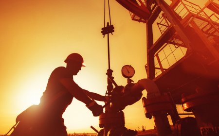 Oil surges as Israel prepares for Gaza ground assault, Iran warns of 'reactions'