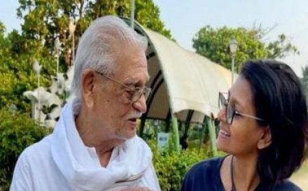 Filmmaker Nandita Das bumps into legendary writer Gulzar, says 'It makes morning walks so worth it'