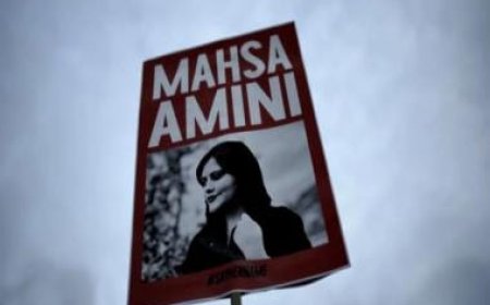 Iran sentences two journalists who covered Mahsa Amini's death for working with the US