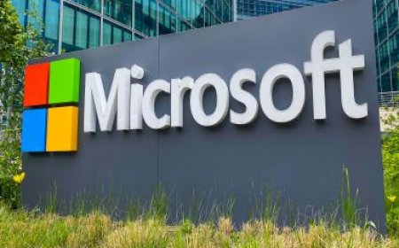 Microsoft races ahead of Google in profiting from Generative AI as Alphabet struggles with cloud