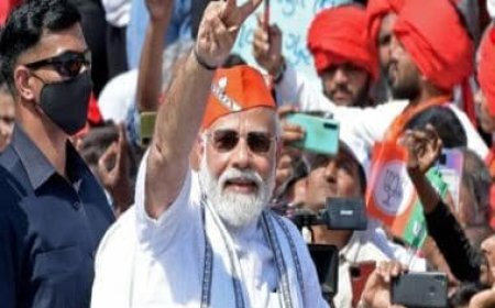 WATCH: 'Modi, Modi' chants echo in Ahmedabad during PM's roadshow in Gujarat
