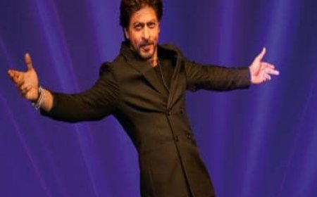Shah Rukh Khan expresses gratitude to fans for birthday wishes: 'I live in a dream of your love'