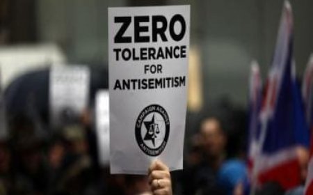 Israel urges citizens to reconsider foreign travel amid rise in antisemitic incidents