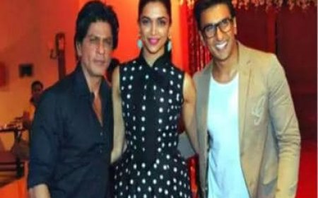 Ranveer Singh took charge as DJ at SRK's birthday bash, dedicates song to wifey Deepika Padukone