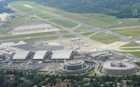 Germany's Hamburg airport closes following 'hostage situation'