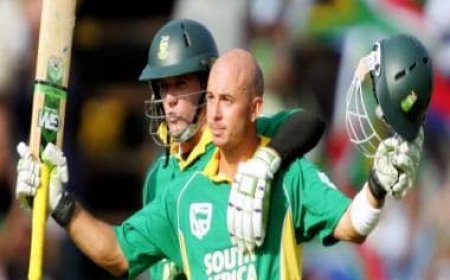 Kapil's carnage to Gibbs' whirlwind knock, top three ODI innings from the past