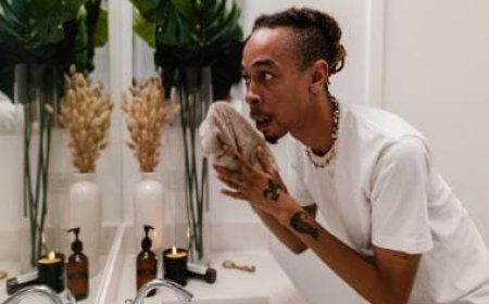 Skincare for Men: Tailoring a Routine for Male Skin