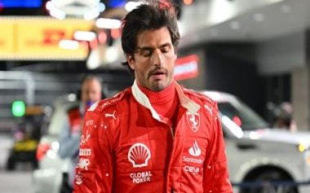 Formula 1: Las Vegas GP opening practice cut short after manhole cover comes loose