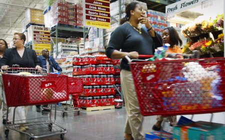 BJ's Wholesale slides as Q3 sales miss forecasts, holiday outlook see muted store traffic