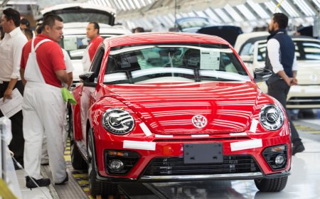 Volkswagen takes a step to defend itself from UAW threat