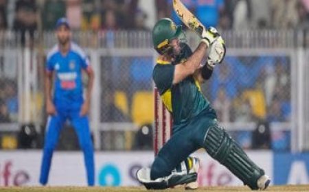 India vs Australia: 'Maxwell is just wow', Netizens reacts to all-rounder's blistering ton in 3rd T20I