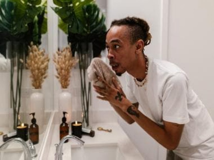Skincare for Men: A Daily Routine for Male Skin