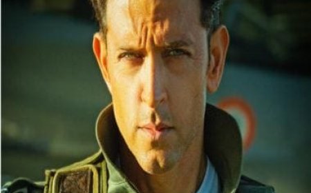 Fighter Poster: Meet Hrithik Roshan as Squadron Leader Shamsher Pathania aka Patty