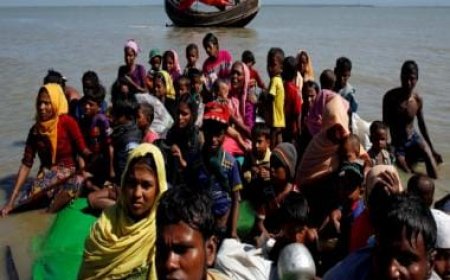 Two boats with over 400 Rohingya onboard floating unanchored in Andaman sea: UN