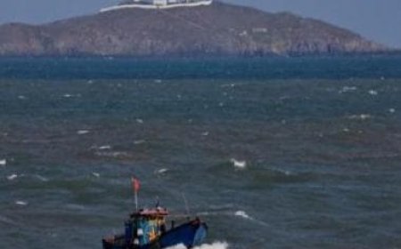 A month ahead of elections, Taiwan spots Chinese weather balloon in strait