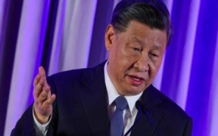 Xi says China, Vietnam must oppose attempt to 'mess up Asia-Pacific'