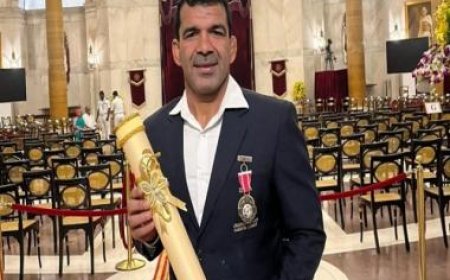 Deaflympics gold medallist Virender Singh to return Padma Shri award over WFI president's election
