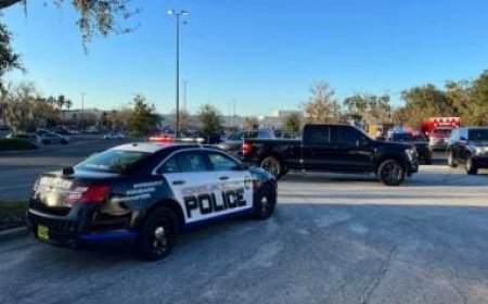 One person killed, another injured in shooting at Florida shopping mall