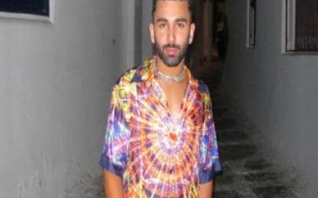 At Malaika Arora's residence, Orry gets a playful welcome from her dog; Watch