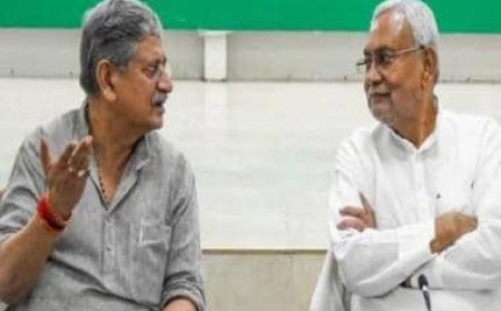 Nitish Kumar set to return as JD(U) chief after Lalan Singh voluntarily steps down