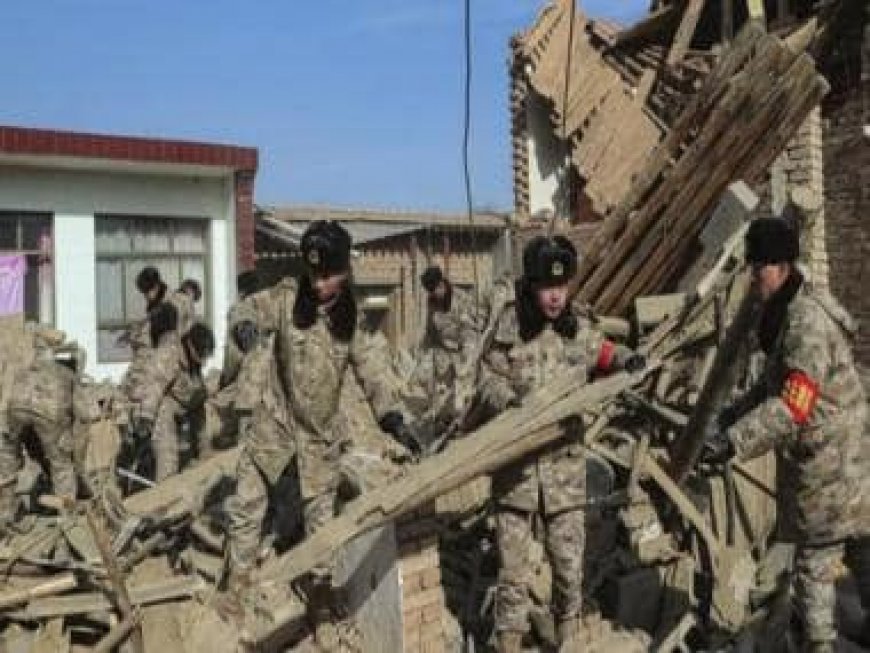 Chinese Premier visits quake-affected areas, inspects relief efforts