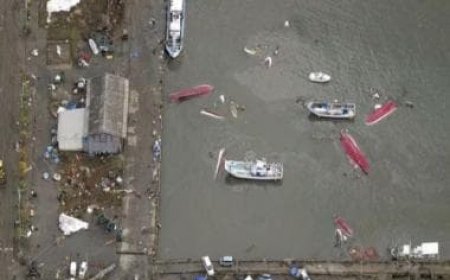 Japan lifts all tsunami warnings, but warns people as risk of stronger quakes prevail