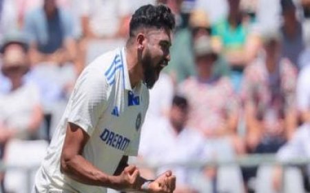India vs South Africa: Mohammed Siraj shines with six-wicket haul on dramatic Day 1 of second Test in Cape Town