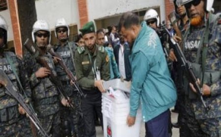 Bangladesh: Polls register low voter turnout amid boycott by opposition BNP