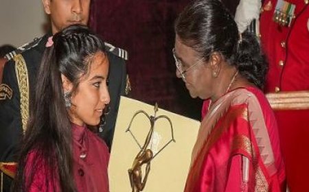 Sheetal Devi: The inspiring story of India's armless archer who is an Asian champion
