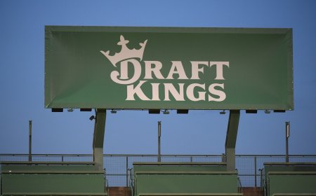 DraftKings' latest Super Bowl prop bet is only for the most confident gamblers