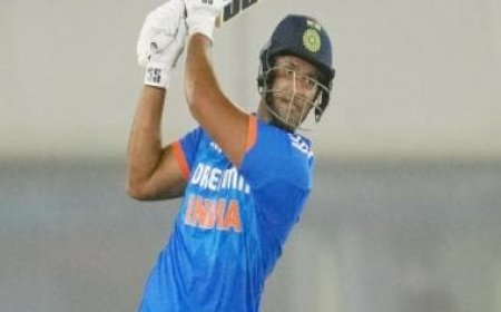 'Fearless' Shivam Dube steps out of comfort zone with timely knock to make case for T20 World Cup